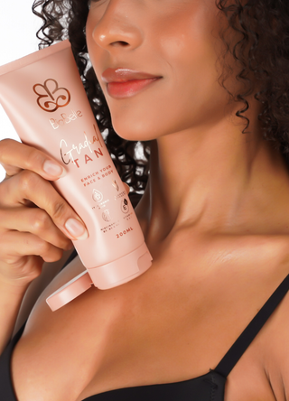 Hydrating Gradual Tan Moisturiser for Face & Body